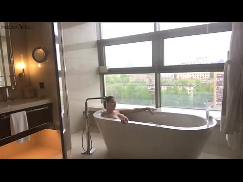 ❤️ Kæmpe babe ondt i sin fisse på badeværelset Skøn porno at da.tubesexer-com.ru