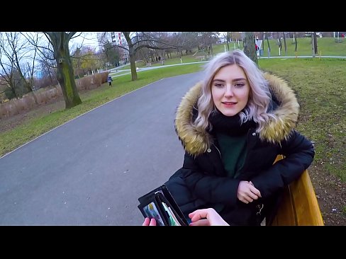 ❤️ Sluger en fremmed mands varme sperm for penge - blowjob i parken af Eva Elfie Skøn porno at da.tubesexer-com.ru